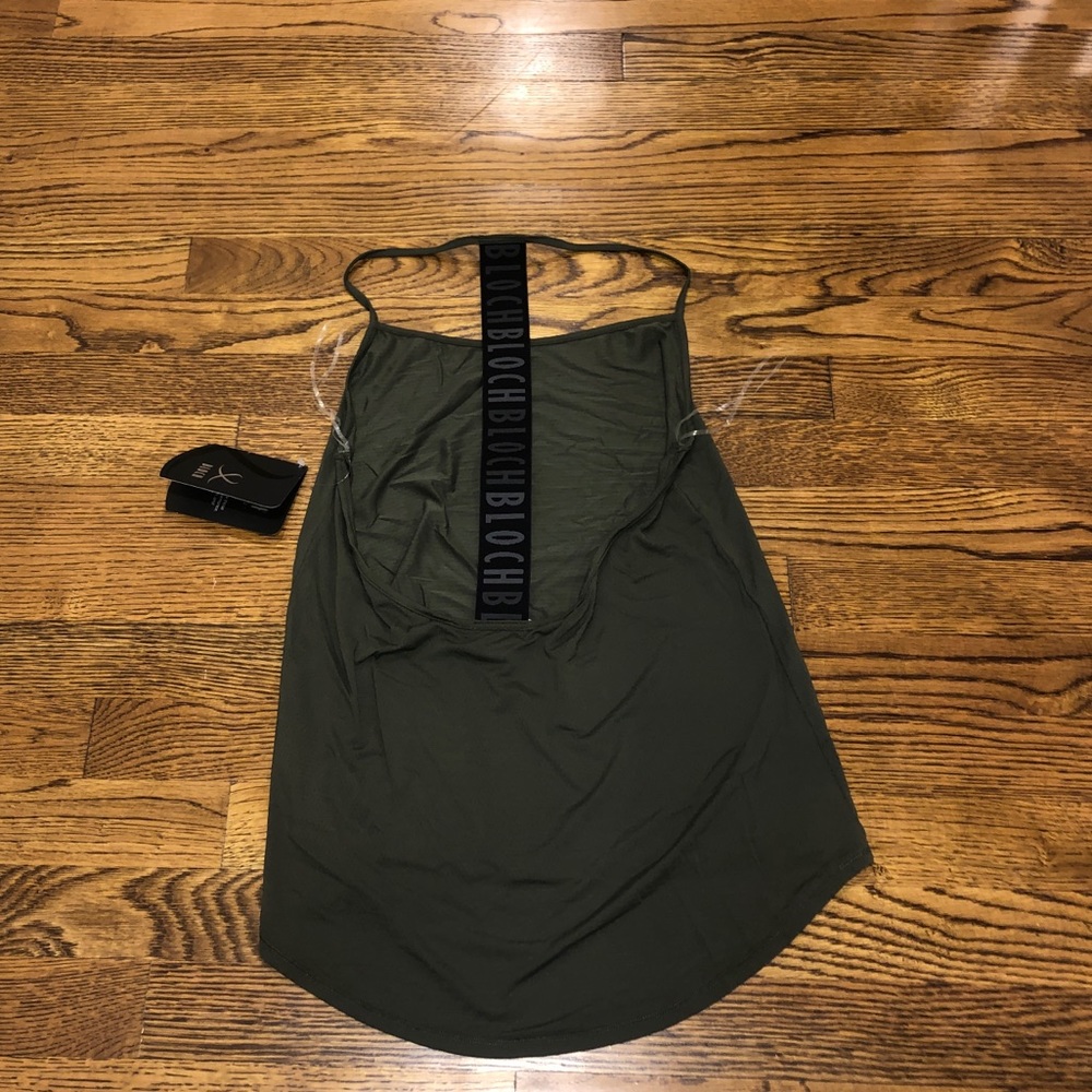 Workout tank - Picture 2 of 4